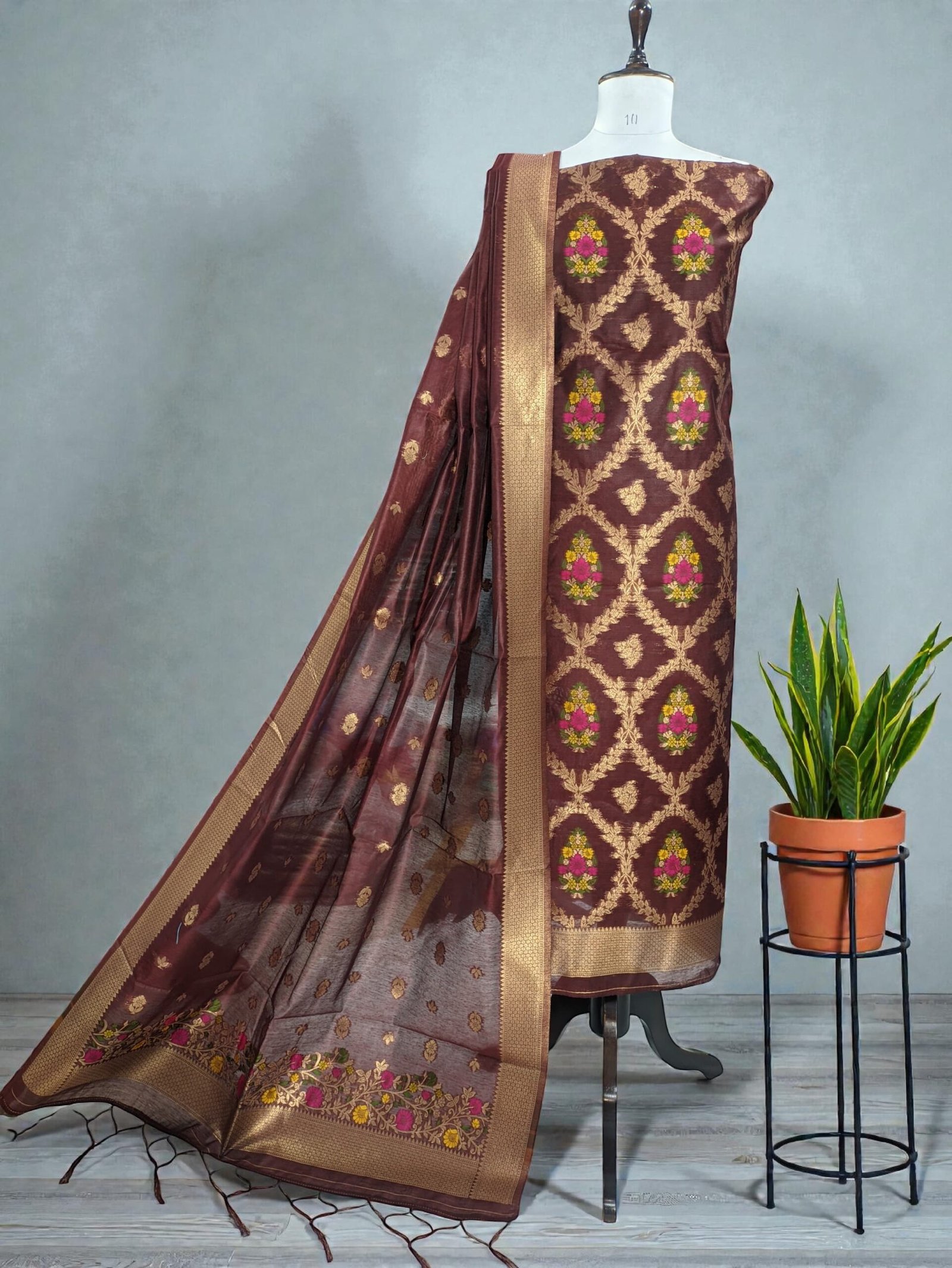 Maroon Banarasi Jamdani Silky Cotton Tilfi Meena Suit Set